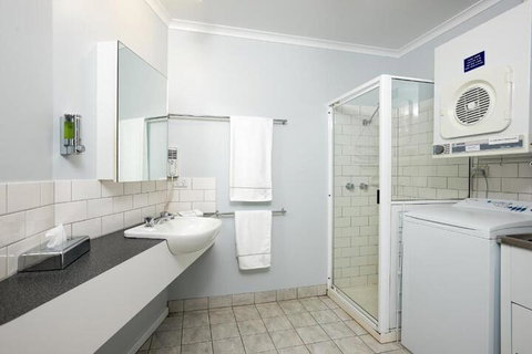 Unit 9 Bellevue - Accommodation Adelaide 4