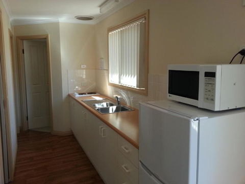 Sonbern Lodge Motel - Accommodation Adelaide 3