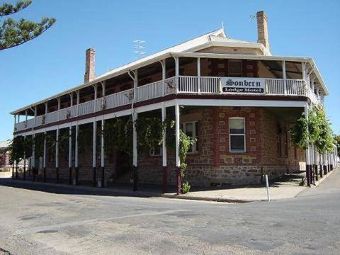 Sonbern Lodge Motel - Accommodation Adelaide 6