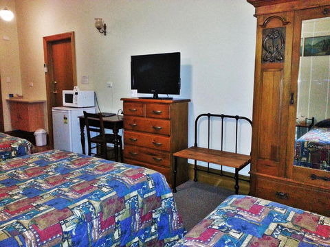 Sonbern Lodge Motel - Accommodation Adelaide 5