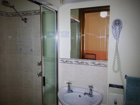 Sonbern Lodge Motel - Accommodation Adelaide 1