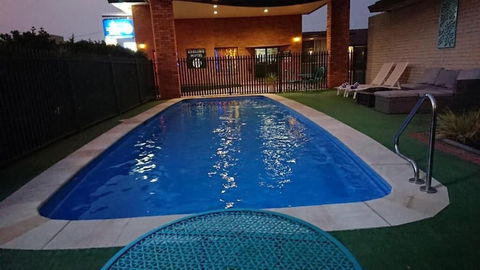 Adelong Motel - Accommodation Adelaide 2