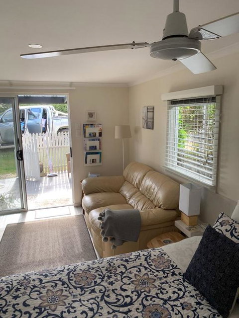 Wintergarden Beach Cabin - Accommodation Adelaide 3