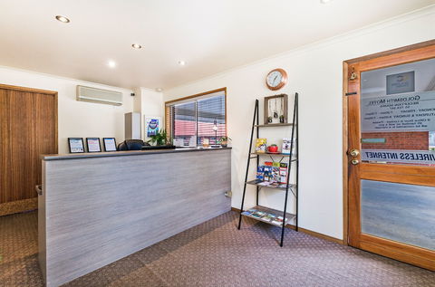 AAt 28 Goldsmith Motel - Accommodation Adelaide 1