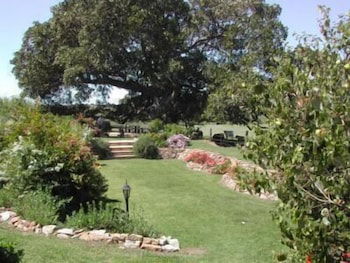 Bolwarra NSW Accommodation Adelaide