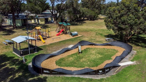 Victor Harbor Holiday & Cabin Park - Accommodation Adelaide 0