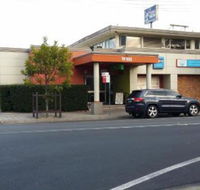 Warners Bay Hotel - Accommodation Adelaide