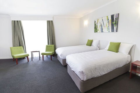 Abode Narrabundah - Accommodation Adelaide 7