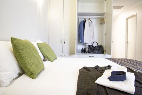 Abode Narrabundah - Accommodation Adelaide 2