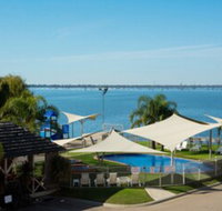 Lake Edge Resort - Accommodation Adelaide
