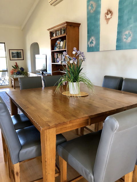 Dam It Getaway- Homestead - Accommodation Adelaide 5