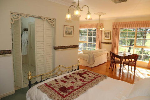 Fernglade On Menzies - Accommodation Adelaide 6