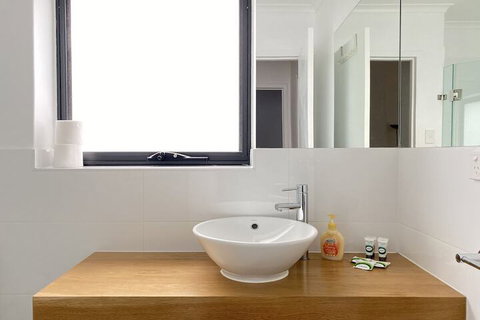 Atlantic West Beach Apartments - Accommodation Adelaide 3