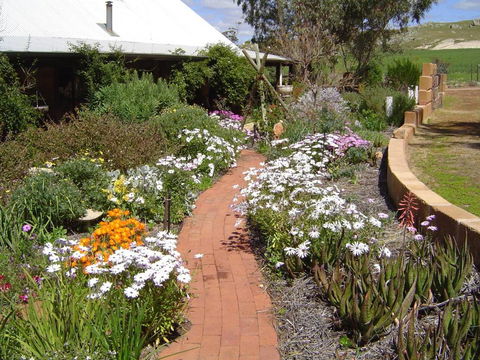 Hillside Country Retreat - Accommodation Adelaide 1