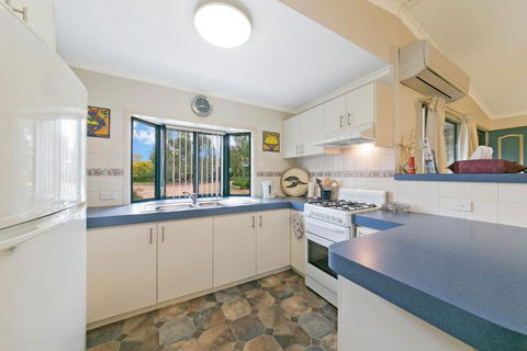Hillside Country Retreat - Accommodation Adelaide 4