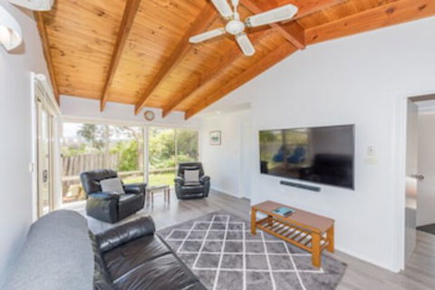 Mayson - Accommodation Adelaide 0