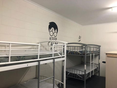Frogshollow Backpackers - Accommodation Adelaide 4