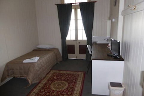Exchange Hotel Toogoolawah - Accommodation Adelaide 7