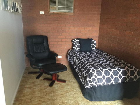 Star Hotel / Motel - Accommodation Adelaide 2