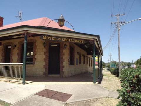 Poets Recall Motel - Accommodation Adelaide 2