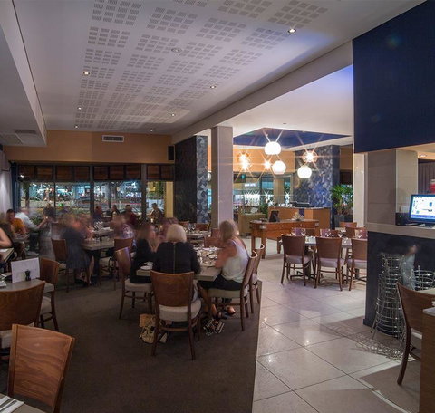 Cafe Amphora - Accommodation Adelaide 10