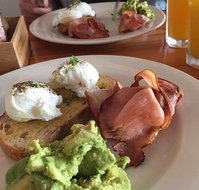 4 Kings Coffee  Food - Accommodation Adelaide