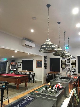Hearn's Meredith Hotel - Accommodation Adelaide 0
