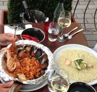 Albi's Table - Accommodation Adelaide