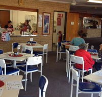 Red Dove Coffee Shop - Accommodation Adelaide