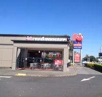 Red Rooster - Accommodation Adelaide