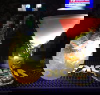 Station Bar  Wood Fired Pizza - Accommodation Adelaide