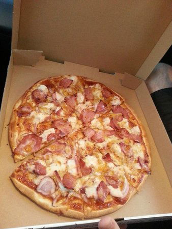 Hero's Pizza - Accommodation Adelaide 0