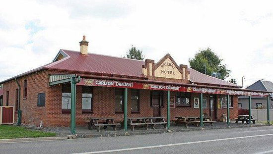 Spring Hill NSW Accommodation Adelaide