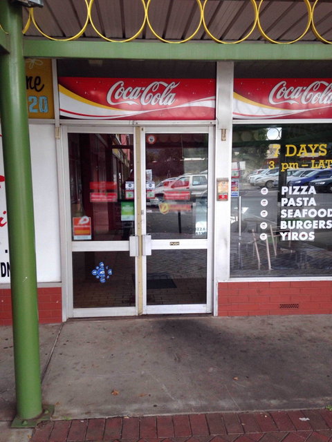 Pizza Capri - Accommodation Adelaide 0