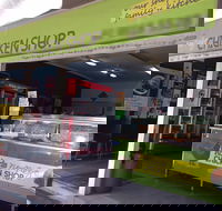 Robin's Nest Chicken Shop - Accommodation Adelaide