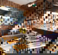 The Precinct Hotel - Accommodation Adelaide