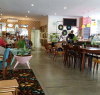 Mid-Century Cafe and Collectables - Accommodation Adelaide
