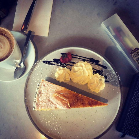 Creme Cafe - Essendon - Accommodation Adelaide 0