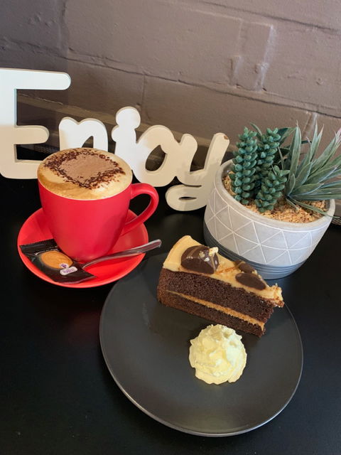 Helen's Coffee Lounge - Accommodation Adelaide 0