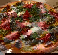 Neighborhood Pizza - Accommodation Adelaide