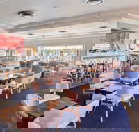 Australian 18 Footers - League Club - Accommodation Adelaide