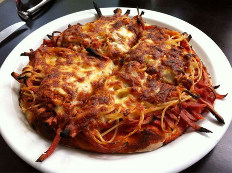 Age's Pizza Place - Accommodation Adelaide 0