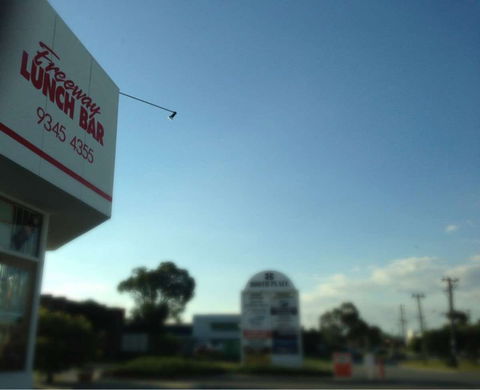 Freeway Lunch Bar - Accommodation Adelaide 0