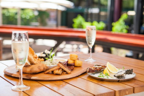Leisure Inn - Accommodation Adelaide 0