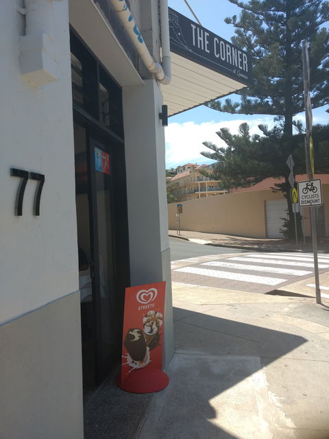 The Corner At Queensie - Accommodation Adelaide 0
