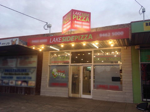 Lakeside Pizza - Accommodation Adelaide 0