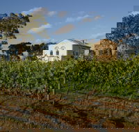 Highbank Vineyards - Accommodation Adelaide