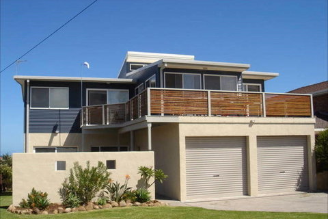 Noble Monks - Accommodation Adelaide 0