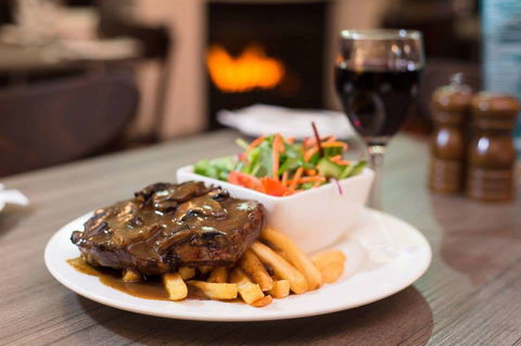 Gosnells Hotel - Gosnells - Accommodation Adelaide 0