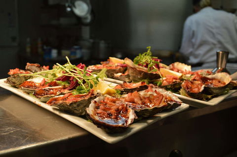 Alexandra Hills Hotel - Accommodation Adelaide 0